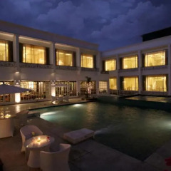 Отель Country Inn & Suites By Carlson, Satbari, New Delhi Индия, Нью-Дели - отзывы, цены и фото номеров - забронировать отель Country Inn & Suites By Carlson, Satbari, New Delhi онлайн бассейн фото 3