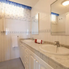 Отель El Marqués Palace by Intercorp Hotel Group Испания, Пуэрто-де-Сантьяго - 4 отзыва об отеле, цены и фото номеров - забронировать отель El Marqués Palace by Intercorp Hotel Group онлайн ванная