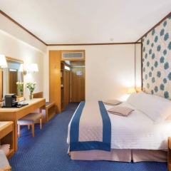 Отель Constantinou Bros Athena Royal Beach 4* Номер Делюкс с различными типами кроватей