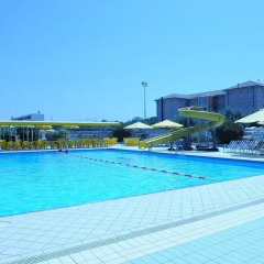In Hotel бассейн