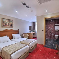 Lady Diana Hotel 4* Номер Double с различными типами кроватей
