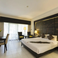 Отель Amora Beach Resort Phuket комната для гостей фото 18