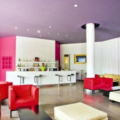 Отель Smartline Petit Palais гостиничный бар