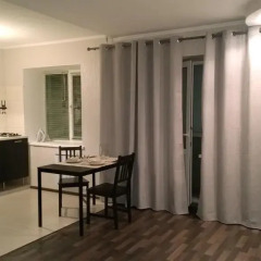 Апартаменты Elena Apartments na Chernorechenskoy комната для гостей фото 2