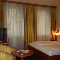 Отель Suite Hotel 900 m zur Oper Австрия, Вена - 1 отзыв об отеле, цены и фото номеров - забронировать отель Suite Hotel 900 m zur Oper онлайн комната для гостей фото 2