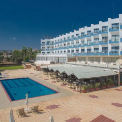 Отель Polycarpia Hotel Кипр, Протарас - отзывы, цены и фото номеров - забронировать отель Polycarpia Hotel онлайн пляж