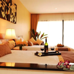 Отель Naithonburi Beach Resort Phuket 4* Улучшенный номер с различными типами кроватей фото 4