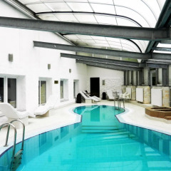 Отель Bástya Wellness Hotel Венгрия, Силвашварад - 2 отзыва об отеле, цены и фото номеров - забронировать отель Bástya Wellness Hotel онлайн бассейн фото 2