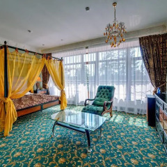 Гостиница Яхонты Ногинск 4* Люкс с двуспальной кроватью фото 2