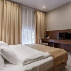 Гостиница Riverside 4* Номер Делюкс с двуспальной кроватью фото 3