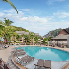 Отель Vogue Resort & Spa Ao Nang бассейн фото 3