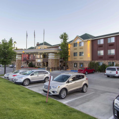 Отель Comfort Inn & Suites Durango парковка