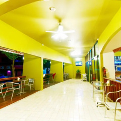 Отель Peace Resort Pattaya гостиничный бар