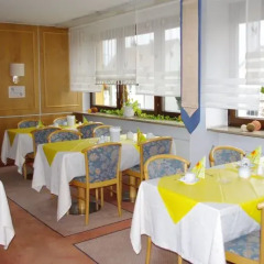 Отель Eibacher Hof Германия, Нюрнберг - отзывы, цены и фото номеров - забронировать отель Eibacher Hof онлайн питание