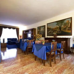 Отель All Comfort Astoria Palace гостиничный бар