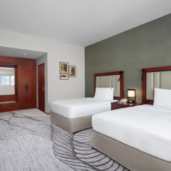 Отель Doubletree By Hilton Ras Al Khaimah комната для гостей фото 9