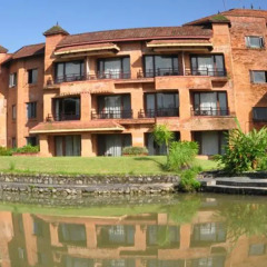 Отель The Fulbari Resort & Spa Непал, Покхара - отзывы, цены и фото номеров - забронировать отель The Fulbari Resort & Spa онлайн приотельная территория фото 2