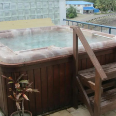 Отель Manta Ray Bay Resort Федеративные Штаты Микронезии, Яп - отзывы, цены и фото номеров - забронировать отель Manta Ray Bay Resort онлайн бассейн