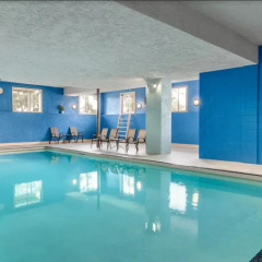 Отель Days Inn by Wyndham Victoria Uptown Канада, Виктория - отзывы, цены и фото номеров - забронировать отель Days Inn by Wyndham Victoria Uptown онлайн бассейн