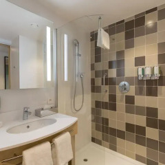 Отель Hampton by Hilton Antwerp Central Station 3* Стандартный номер с различными типами кроватей фото 4