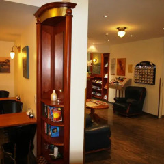 Отель Suite Hotel 900 m zur Oper Австрия, Вена - 1 отзыв об отеле, цены и фото номеров - забронировать отель Suite Hotel 900 m zur Oper онлайн гостиничный бар