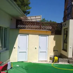 Гостиница Guest House at Polevaya Ulitsa бассейн