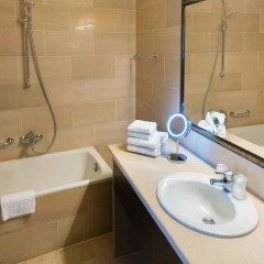 Quality Hotel Antwerpen Centrum Opera 4* Улучшенный номер с различными типами кроватей фото 4