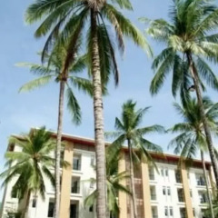 Отель Samthong Resort пляж