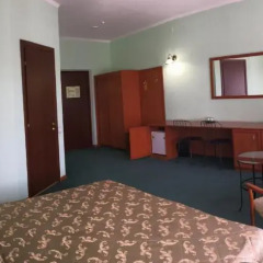 Гостиница Бристоль-Жигули 3* Полулюкс с двуспальной кроватью фото 4