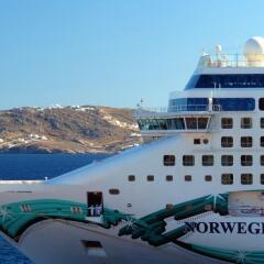 Гостиница Norwegian Jade Cruise Ship вид на фасад