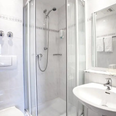 Отель Centro Hotel Ariane Германия, Кёльн - 5 отзывов об отеле, цены и фото номеров - забронировать отель Centro Hotel Ariane онлайн комната для гостей фото 10