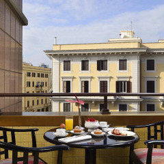 Hotel Beverly Hills балкон