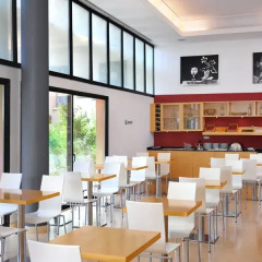 Отель AS Hoteles Porta Catalana Агульяна гостиничный бар фото 2
