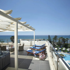 Golden Tulip Golden Bay Beach Hotel Ларнака бассейн фото 2
