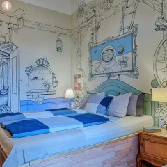 Lavender Circus Hostel комната для гостей