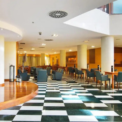 Отель Barcelona Airport Hotel Испания, Эль-Прат-де-Льобрегат - 3 отзыва об отеле, цены и фото номеров - забронировать отель Barcelona Airport Hotel онлайн гостиничный бар