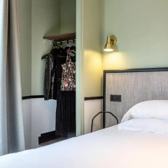Hotel At Gare du Nord 3* Улучшенный номер с различными типами кроватей