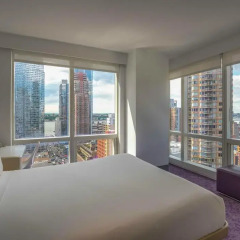 Отель Yotel New York at Times Square 3* Улучшенный номер с различными типами кроватей фото 2