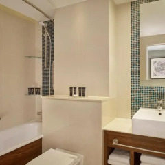 100 Queen's Gate Hotel London, Curio Collection by Hilton 5* Номер Атриум с различными типами кроватей фото 2
