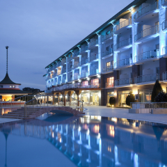 Отель Grand Park Kemer вид на фасад