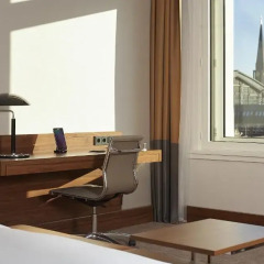 Отель Reichshof Hamburg, Curio Collection by Hilton 4* Полулюкс с различными типами кроватей фото 2