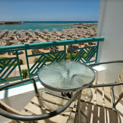 Отель SUNRISE Garden Beach Resort & Spa - All Inclusive Египет, Хургада - 9 отзывов об отеле, цены и фото номеров - забронировать отель SUNRISE Garden Beach Resort & Spa - All Inclusive онлайн балкон