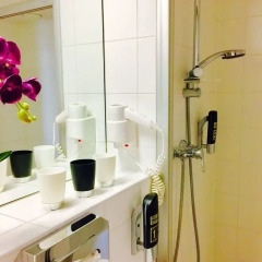 a&t Holiday Hostel Стандартный номер с различными типами кроватей фото 12