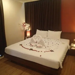 Отель PGS Hotels Patong 3* Люкс с различными типами кроватей