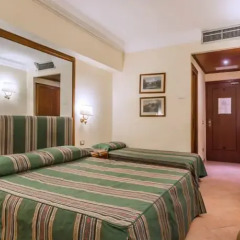 Отель Archimede комната для гостей фото 15