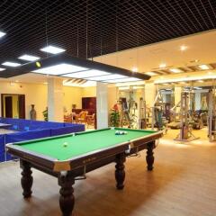 Yuhuagong Hotel фитнесс-зал