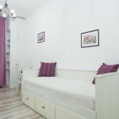 Апартаменты Na Konushennoy Apartment комната для гостей фото 4