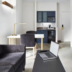 Radisson Hotel New York Wall Street 4* Номер категории Премиум с различными типами кроватей фото 4