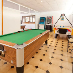 Отель Club Can Bossa детские мероприятия