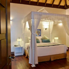 Отель Bandos Maldives 5* Вилла с различными типами кроватей